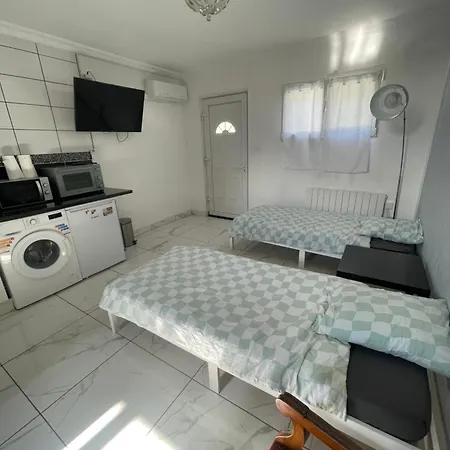 Διαμέρισμα Escapade Cosy Proche Vienne *